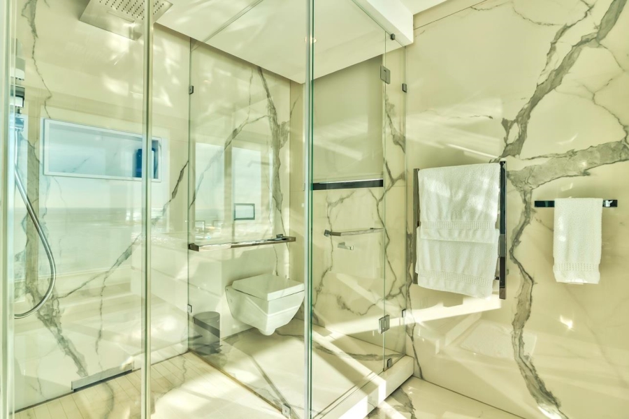 5 Bedroom Property for Sale in Bantry Bay Western Cape